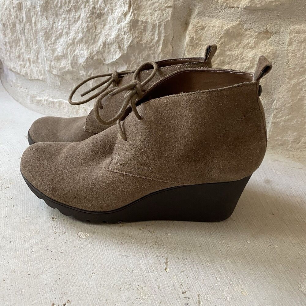 Donald J Pliner Makko 7 Beige Gray Suede Leather Wedge Bootie Shoe $228